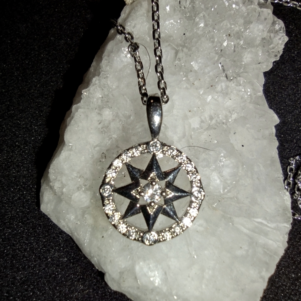 FRAGRANT JEWELS necklace